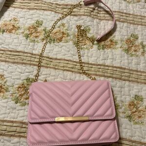 🩷🩷 super cute crossbody bag 🩷🩷 - NWOT!